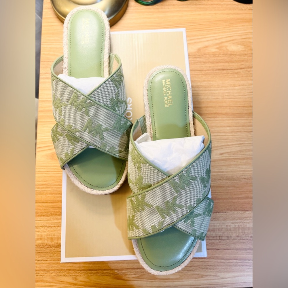 Michael Kors Green Sandals with Cross-Strap Design